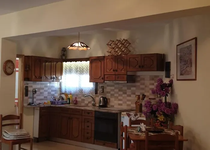 Morus Дом отдыха Калаврита